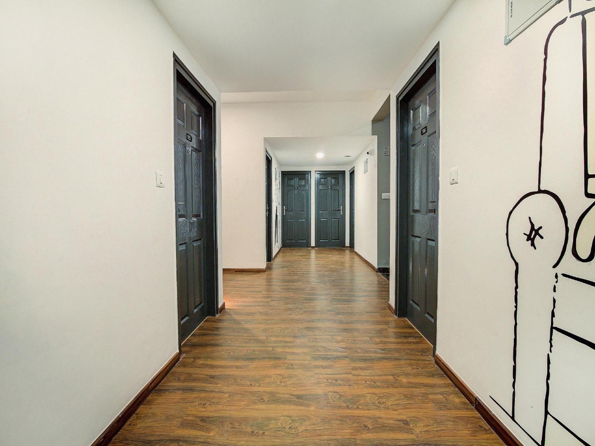 Townhouse Mumfordganj - High Court Prayagraj Hotel ภายนอก รูปภาพ
